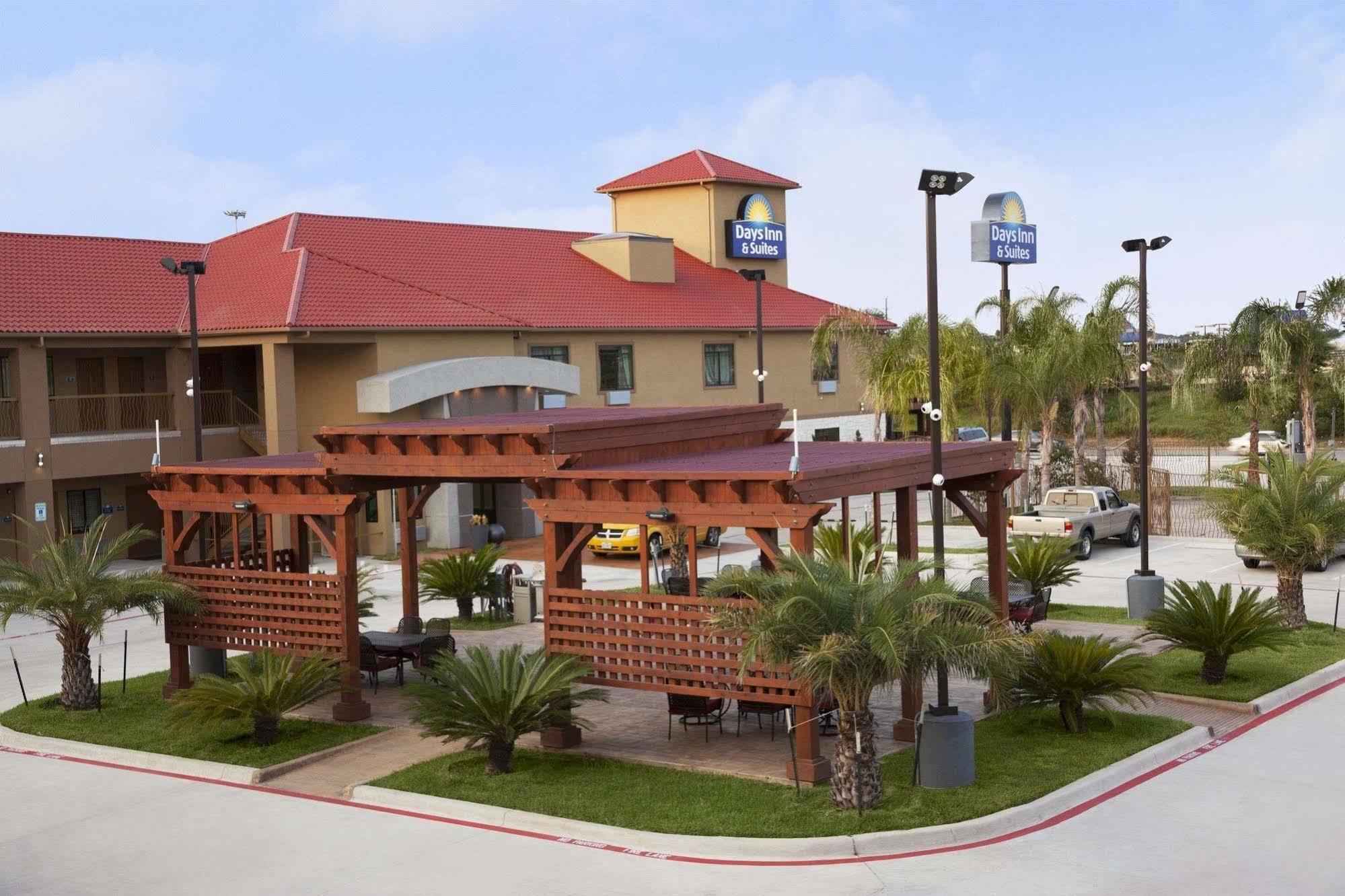 Days Inn & Suites By Wyndham Houston North-Spring Westfield Luaran gambar